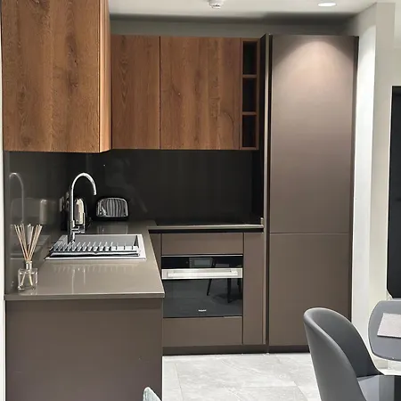 Mercury Tower By Asignatures 4* San Giuliano