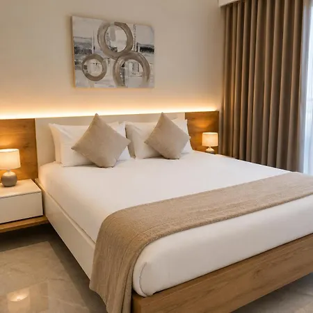 Aparthotel Mercury Tower By Asignatures San Giuliano