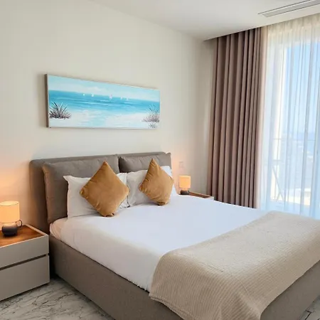 Aparthotel Mercury Tower By Asignatures 4*